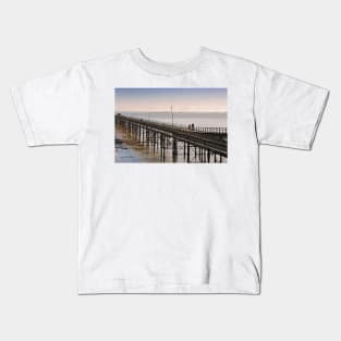 Southend on Sea Pier Beach Essex England Kids T-Shirt